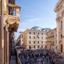 Via del Corso - shopping avenue image